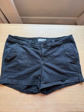Torrid Women’s Black Shorts 20 Plus Size